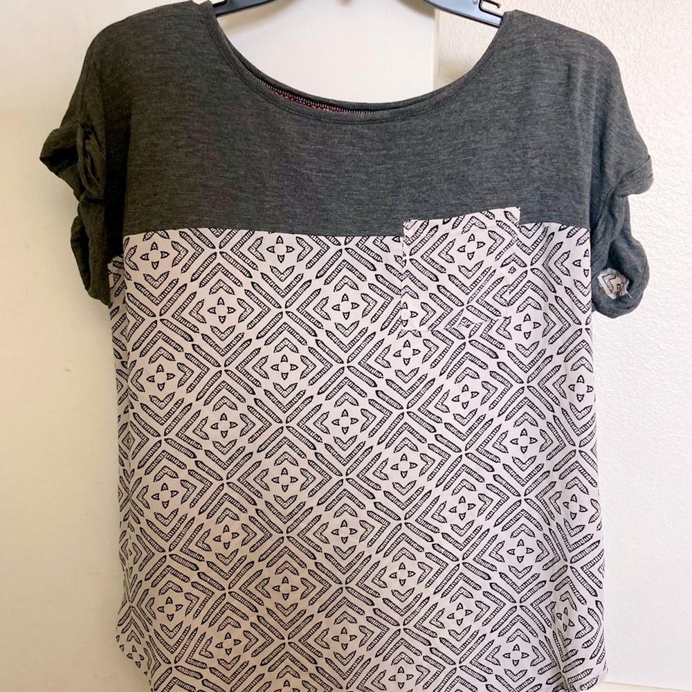 Knox Rose t-shirt